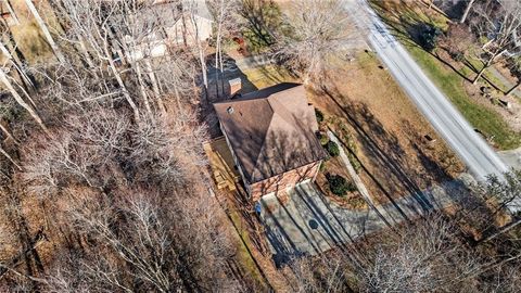 A home in Kernersville