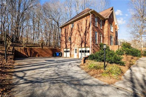 A home in Kernersville