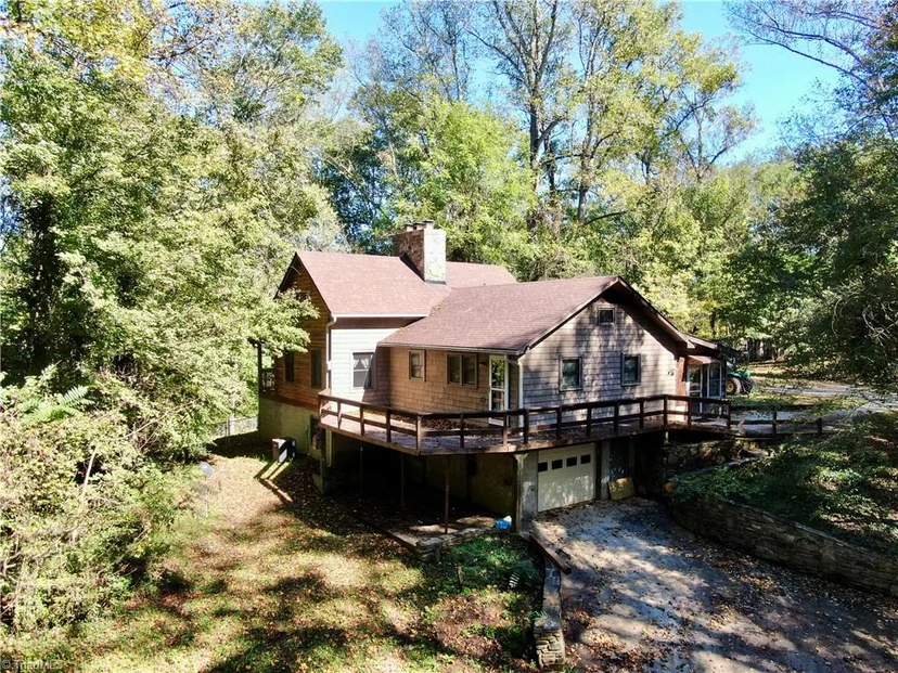 463 Simpson Mill Road, photo 1 of 39