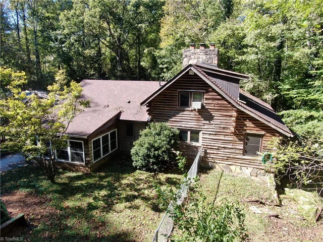 463 Simpson Mill Road, photo 2 of 39