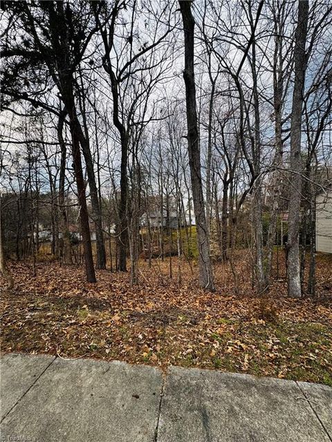 Vacant Land For Sale - 2705 Camillia Cove<br/> High Point, NC 27265