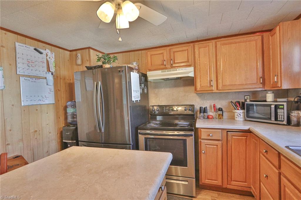 1942 Swan Creek Road, Hamptonville, North Carolina image 10