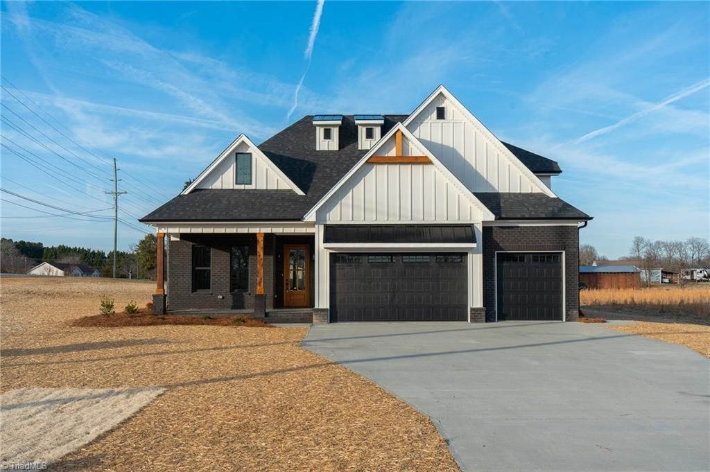 Photo of 117 Hanes Lane, Lexington, NC 27295 (MLS # 1206436)