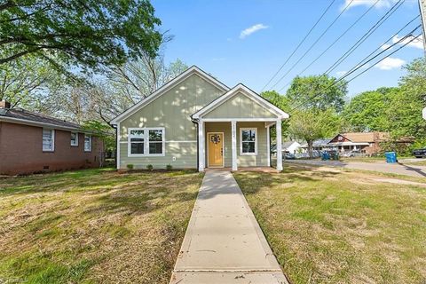 Homes For Sale - 1100 Horah Street<br/> Salisbury, NC 28144