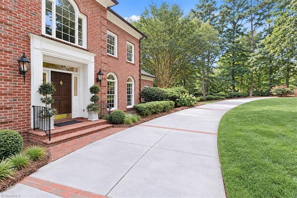 Photo of 326 Deauville Road, Statesville, NC 28625 (MLS # 1236741)