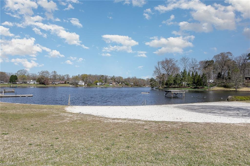 5015 Shadygrove Lane, Greensboro, North Carolina image 28