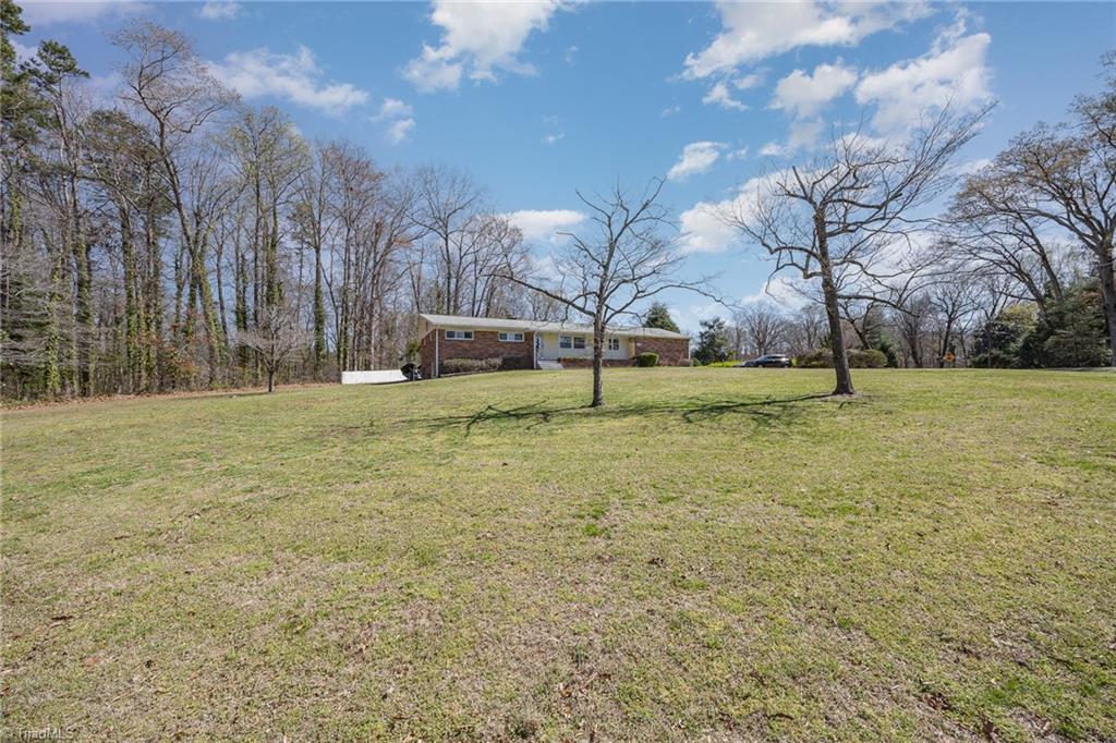 5015 Shadygrove Lane, Greensboro, North Carolina image 2