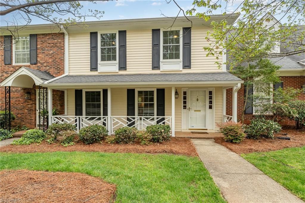 Photo of 16 Fountain Manor Drive #B, Greensboro, NC 27405 (MLS # 1212602)