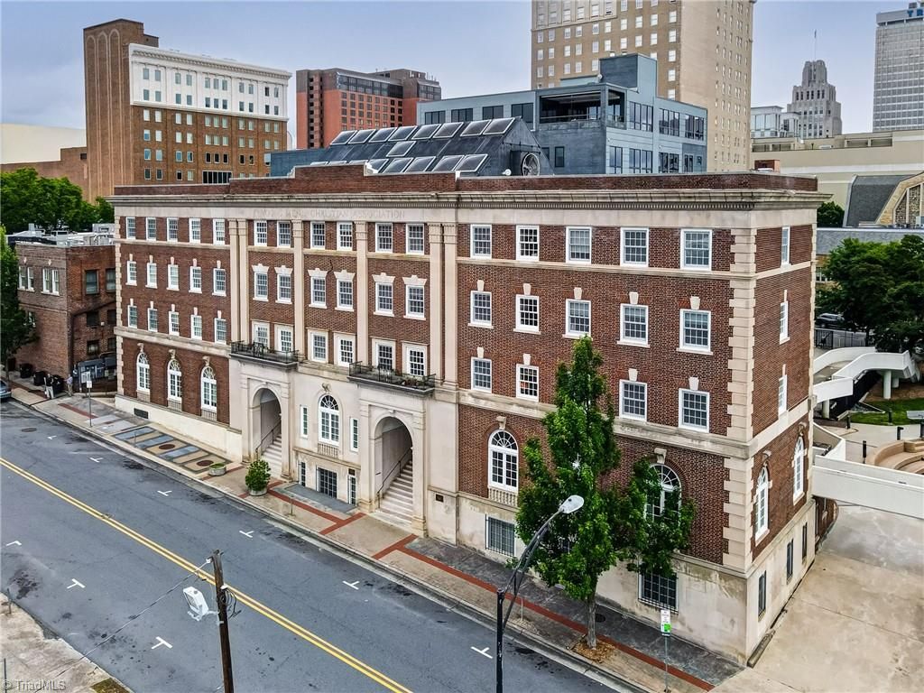 Photo of 315 N Spruce Street #304, Winston-Salem, NC 27101 (MLS # 1222368)