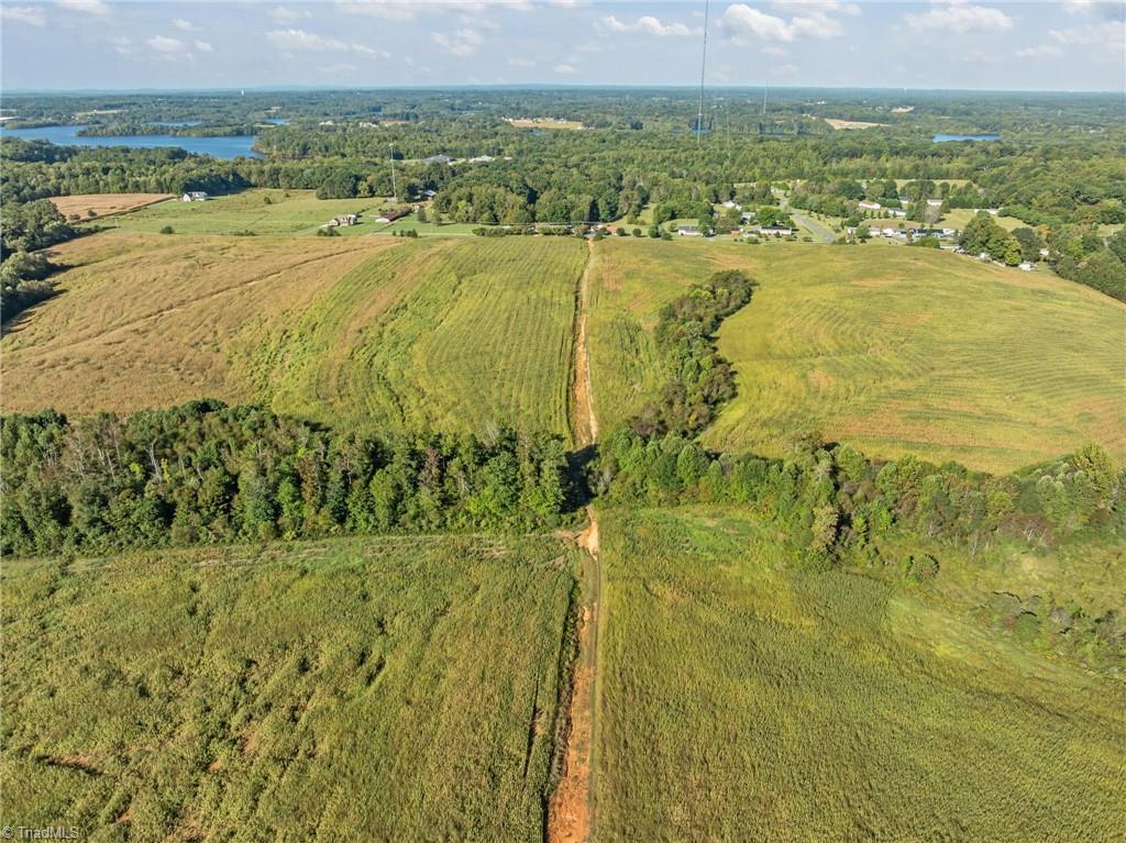 9135 US Highway 220 N