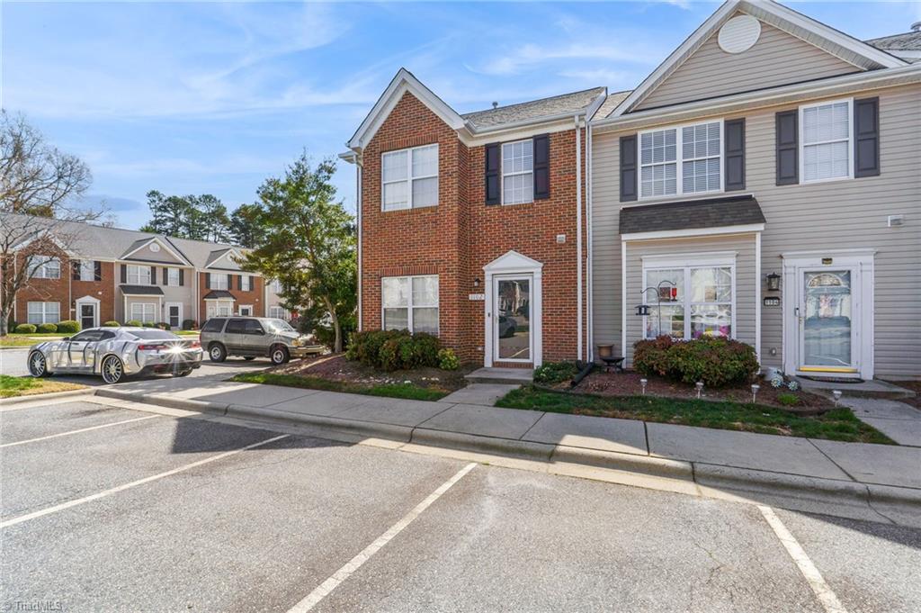 1102 Essex Square, Archdale, North Carolina image 3