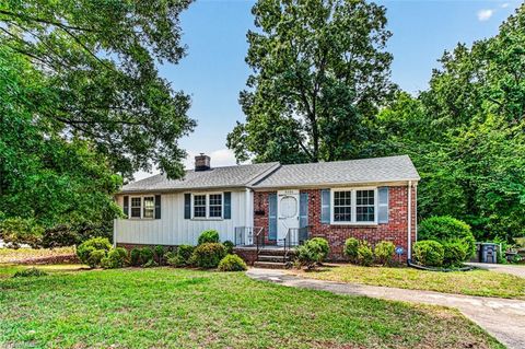 Homes For Sale - 2000 N Holden Road<br/> Greensboro, NC 27408