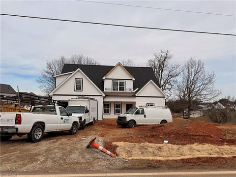 Homes For Sale - 424 Gold Hill Road<br/> Madison, NC 27025