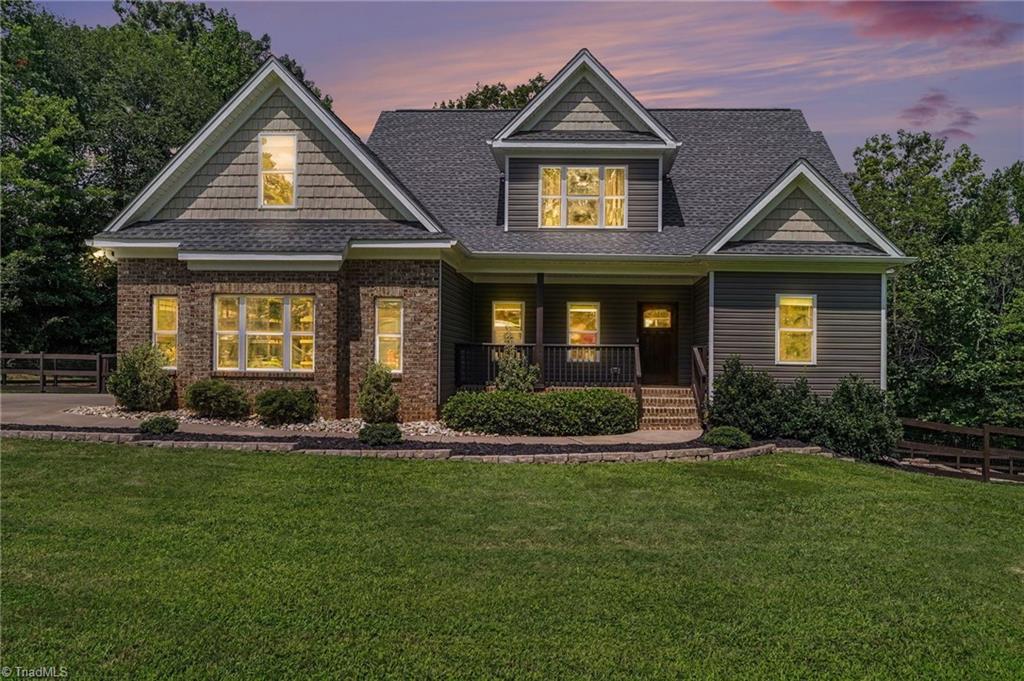 Photo of 125 Grey Fox Trail, Advance, NC 27006 (MLS # 1231607)