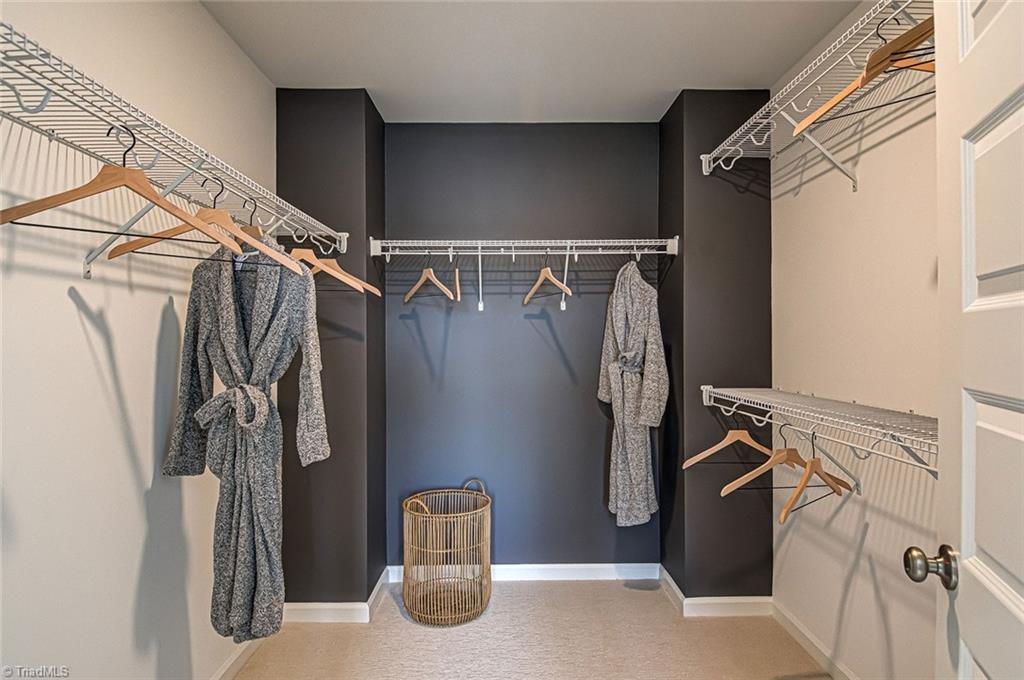 Clemmons, North Carolina 27012, United States, 4 Bedrooms Bedrooms, ,3 BathroomsBathrooms,Residential,Pending,146575