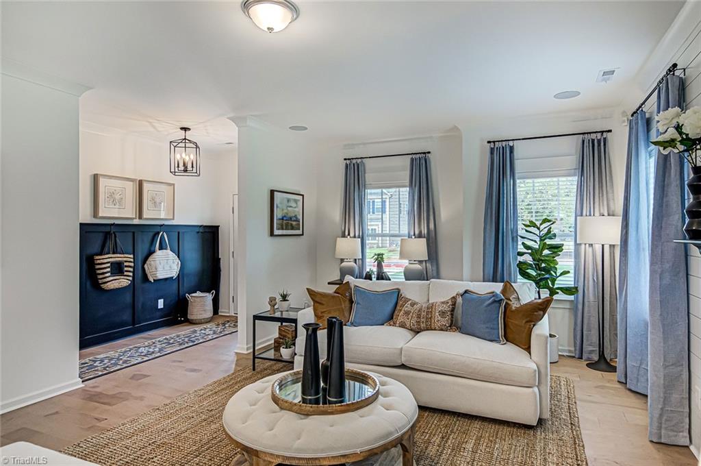 Clemmons, North Carolina 27012, United States, 4 Bedrooms Bedrooms, ,3 BathroomsBathrooms,Residential,Pending,146575