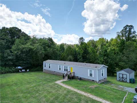 Mobile Home For Sale - 3431 Us Highway 311 Hwy<br/> Madison, NC 27025