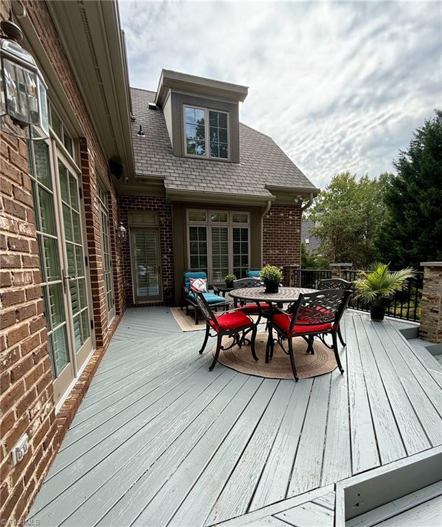 Greensboro, North Carolina 27407, United States, 4 Bedrooms Bedrooms, ,4 BathroomsBathrooms,Residential,Active,97877