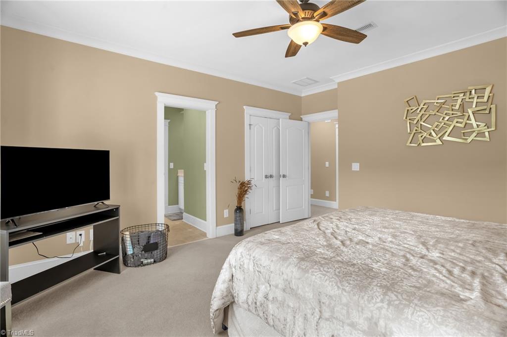 Greensboro, North Carolina 27407, United States, 4 Bedrooms Bedrooms, ,4 BathroomsBathrooms,Residential,Active,97877