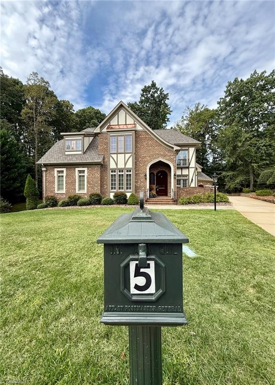Greensboro, North Carolina 27407, United States, 4 Bedrooms Bedrooms, ,4 BathroomsBathrooms,Residential,Active,97877