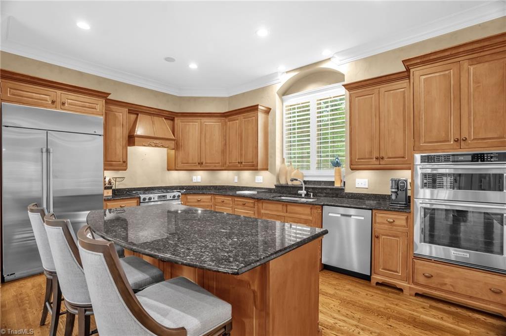 Greensboro, North Carolina 27407, United States, 4 Bedrooms Bedrooms, ,4 BathroomsBathrooms,Residential,Active,97877