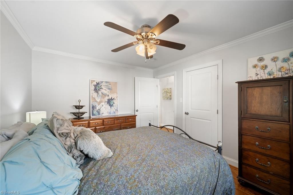 Winston-Salem, North Carolina 27103, United States, 3 Bedrooms Bedrooms, ,2 BathroomsBathrooms,Residential,Pending,93212