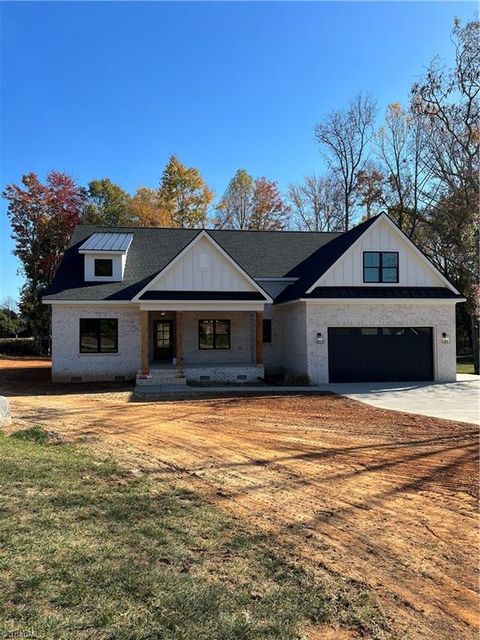 Photo for 6098 Reynolda Trace