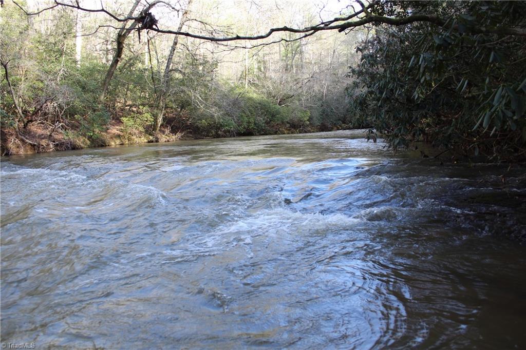 400 Mitchells Bend Trail, State Road, North Carolina image 3