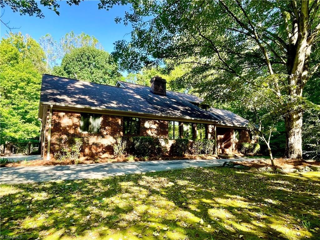 Photo of 1121 Old Greensboro Road, Thomasville, NC 27360 (MLS # 1236800)