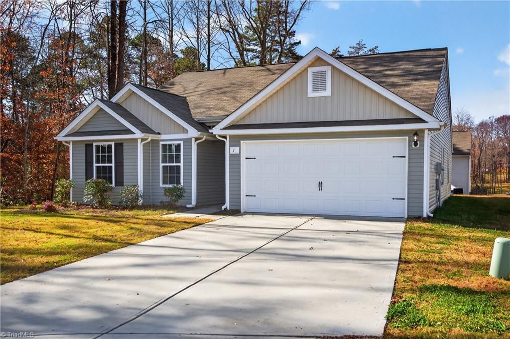 Photo of 1 Ord Court, Greensboro, NC 27405 (MLS # 1211008)