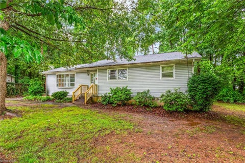 Photo for 3815 Sheridan Road