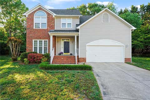 Homes For Sale - 3215 Cottingham Court<br/> Greensboro, NC 27410