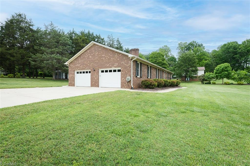 201 E Laramie Drive, Mebane, North Carolina image 36