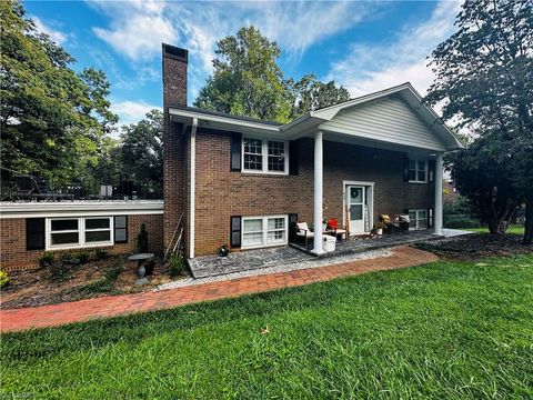 A home in Mount Airy