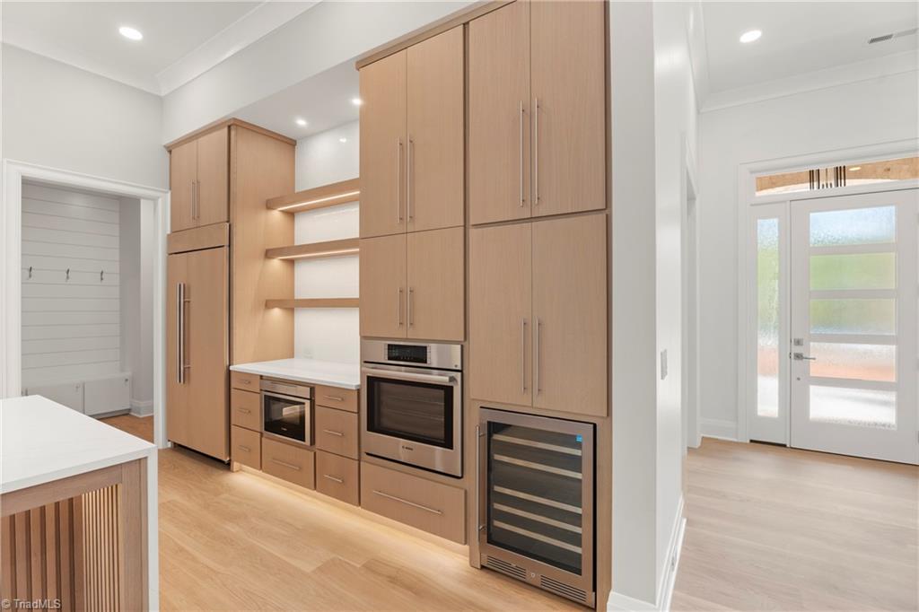 Lewisville, North Carolina 27023, United States, 3 Bedrooms Bedrooms, ,3 BathroomsBathrooms,Residential,Pending,65614