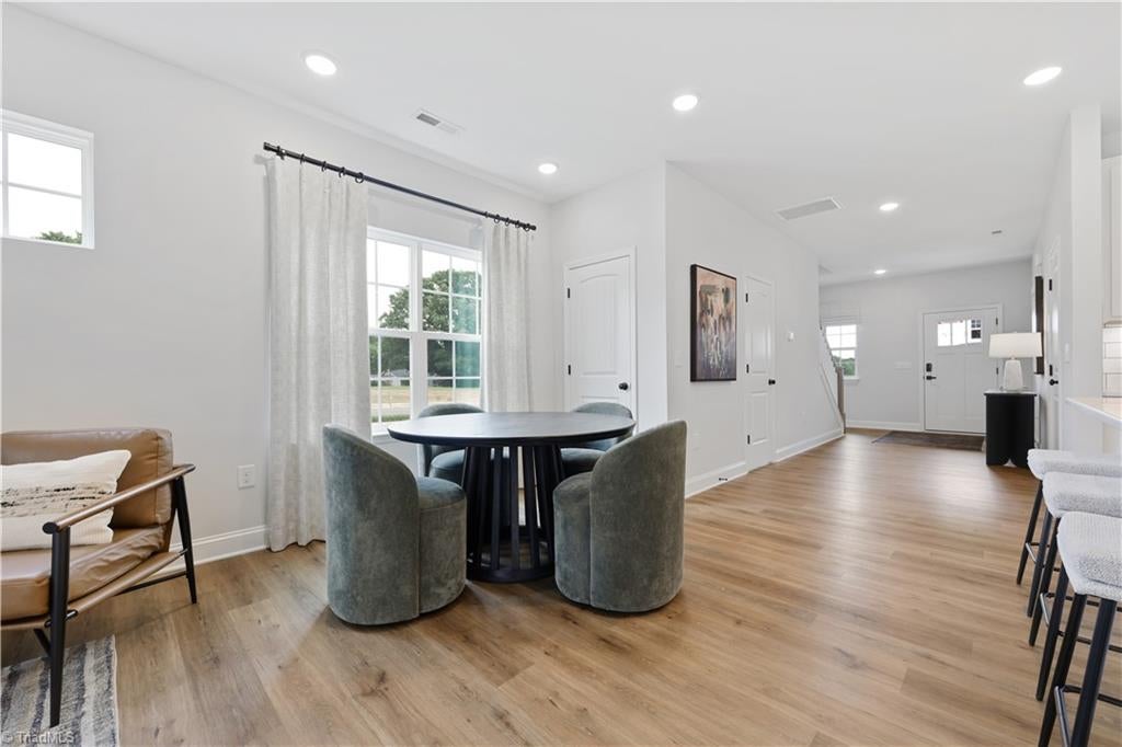 4718 Winding Trail