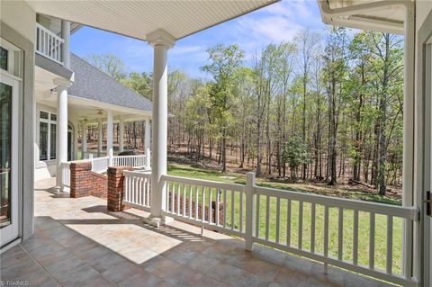 447 Willow Pond Lane Hiddenite NC 28636
