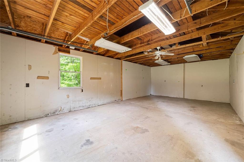 203 Millbrook Lane, Walnut Cove, North Carolina image 28