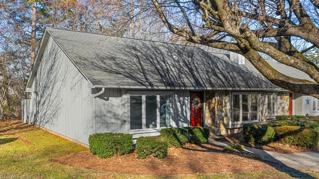 2601 Spring Bridge Circle, Greensboro, North Carolina image 2