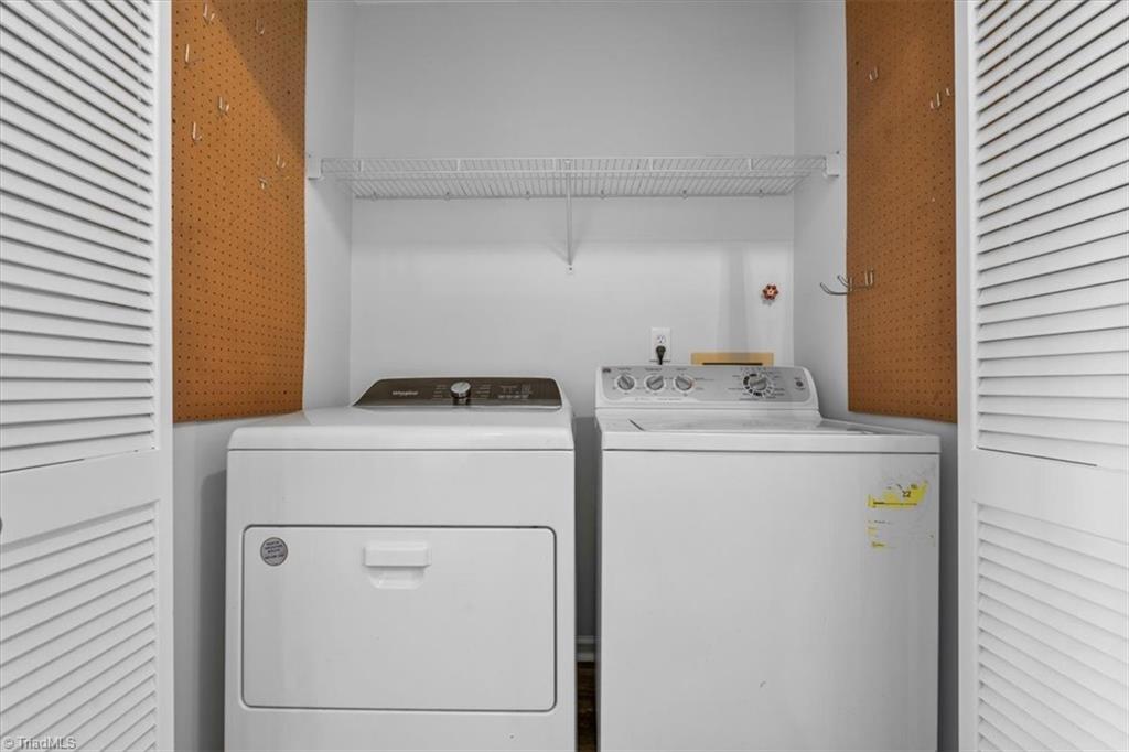 2601 Spring Bridge Circle, Greensboro, North Carolina image 30