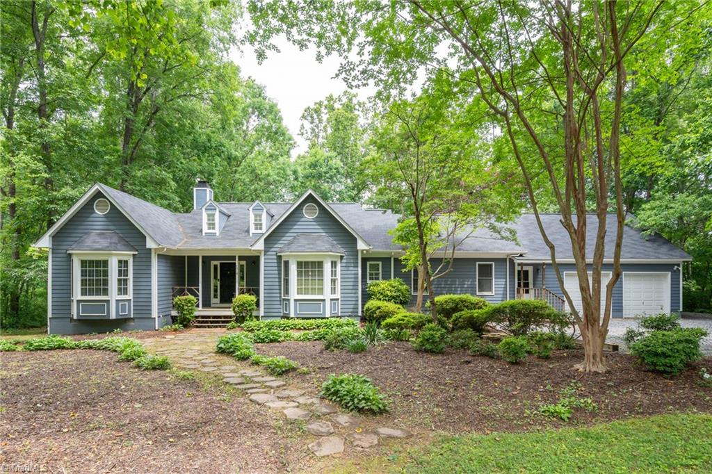 174 Hunters Glen Drive, Summerfield, North Carolina image 1
