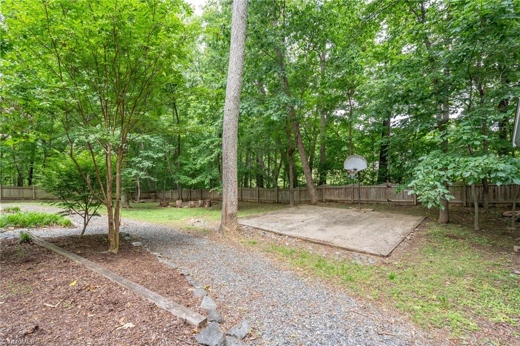 174 Hunters Glen Drive, Summerfield, North Carolina image 32