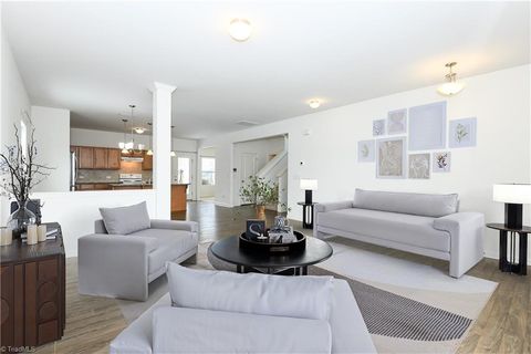 Homes For Sale - 5031 Red Poll Drive<br/> Greensboro, NC 27405