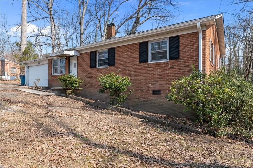 Photo of 3818 Edgewood Terrace Road, Greensboro, NC 27406 (MLS # 1211680)
