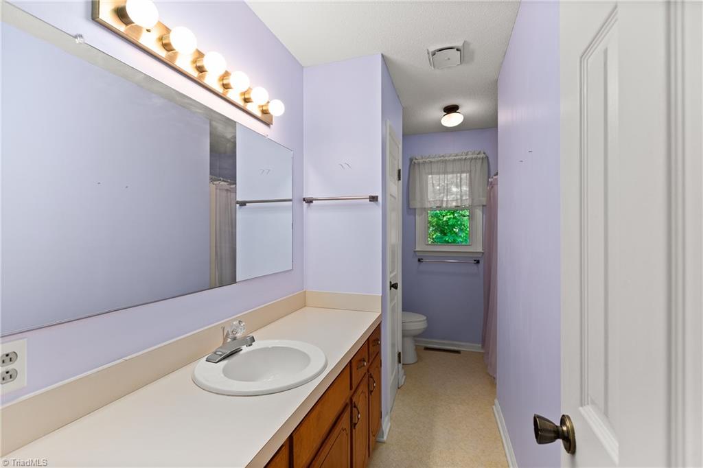 813 Brett Court, Kernersville, North Carolina image 23