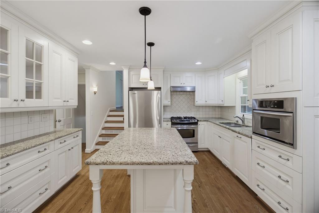 Photo of 1711 Duval Drive, Greensboro, NC 27410 (MLS # 1236848)