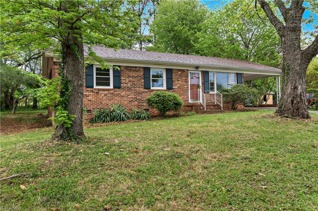 115 Gilda Drive, Mount Airy, North Carolina image 2