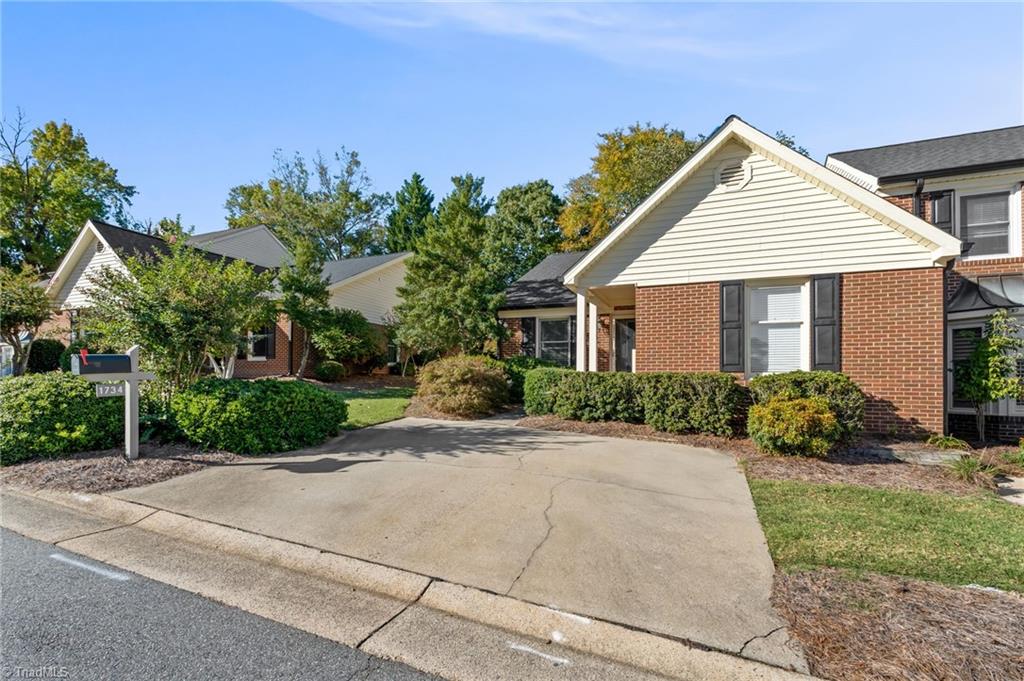 1734 Ternberry Road