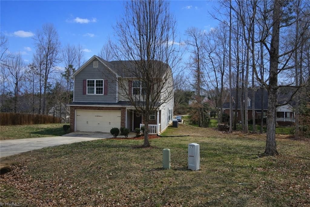 Photo of 2922 Mimosa Court, Randleman, NC 27317 (MLS # 1210850)