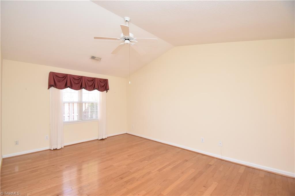 4473 Fair Oaks Lane, High Point, North Carolina image 34
